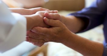 医科と歯科の垣根を越えて1人の患者様に向き合う事!