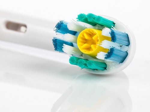 歯磨きの疑問 手磨きVS電動ブラシ どっちがいいの⁉️