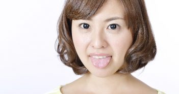 白い舌は病気?舌苔のとり方と予防方法